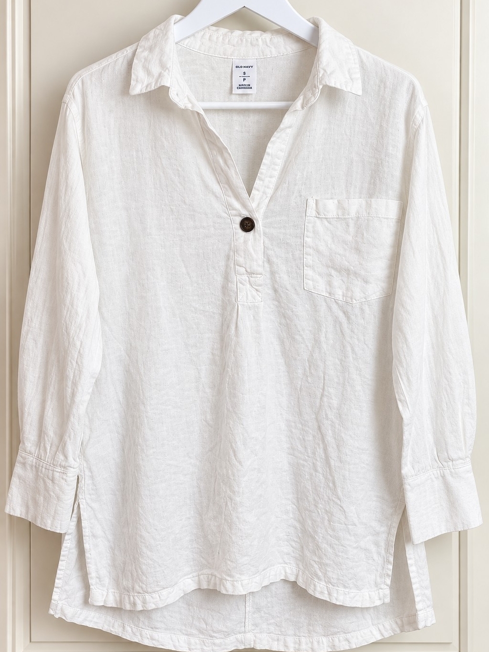 Old Navy White Relaxed Popover Tunic Shirt Size S